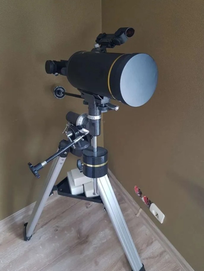 Skyline 2024 8 telescope